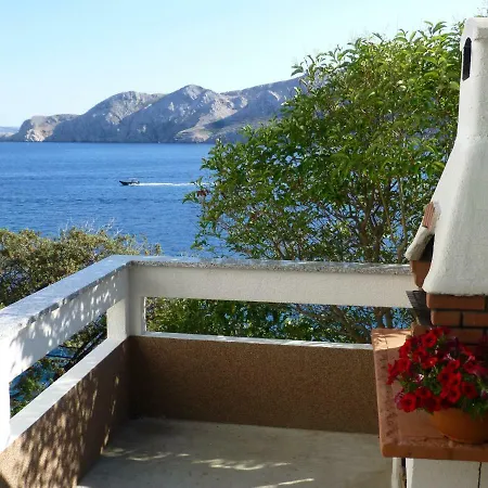 Apartment Kricin 1 Baška